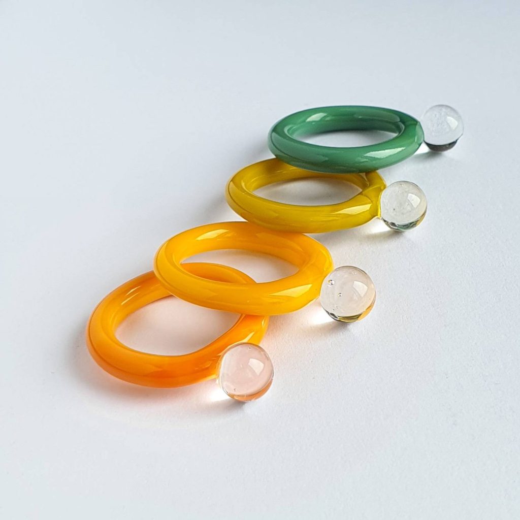 minimalist-glass-ring